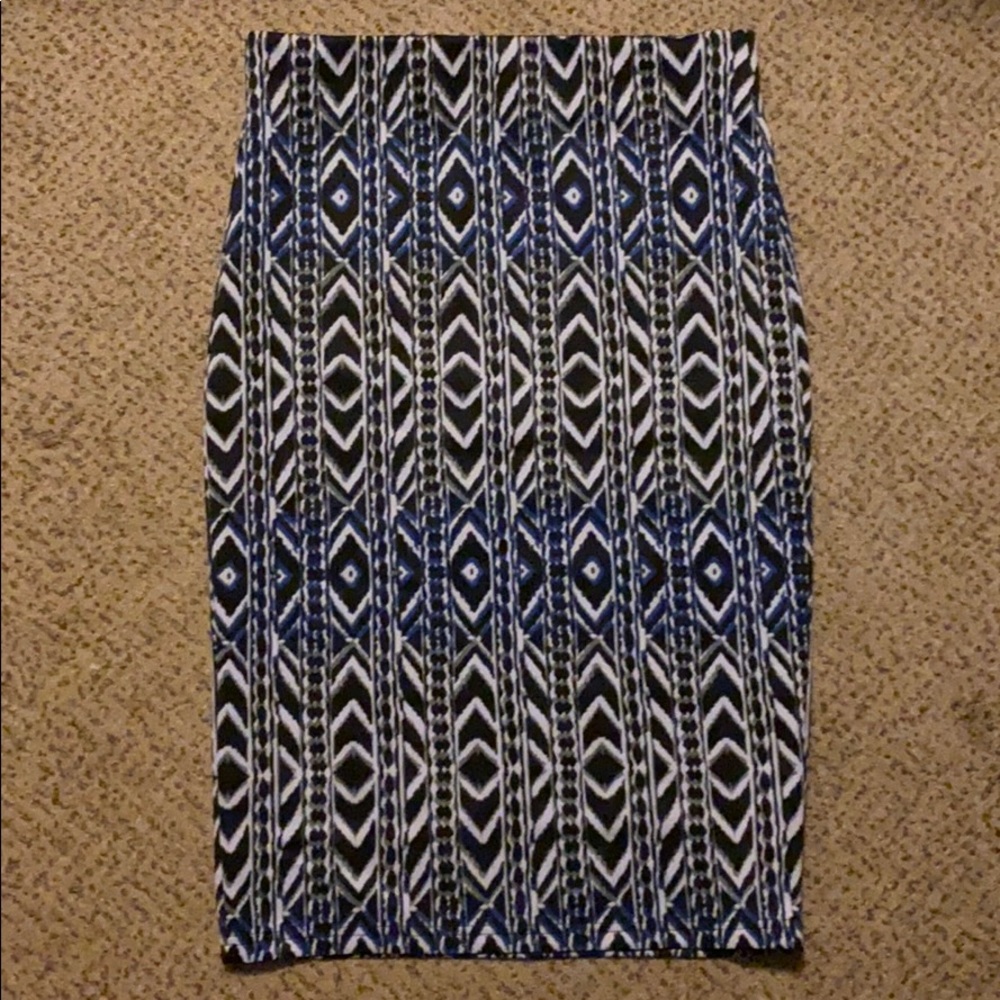 Long pencil skirt